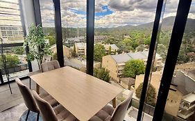 2Br-2Br-2Cars -Cbd-Pool-Sleeps 6